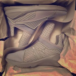 Fenty Sneakers by Puma!